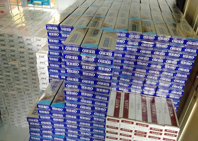 Thưởng nóng lực lượng Cảnh sát kinh tế tỉnh An Giang bắt lô thuốc lá lậu - Ảnh minh hoạ 3