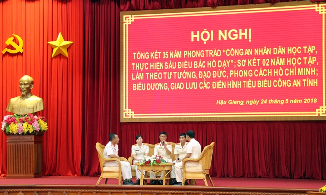 Công an Hậu Giang tổng kết 5 năm thực hiện Chỉ thị 05 - Ảnh minh hoạ 3