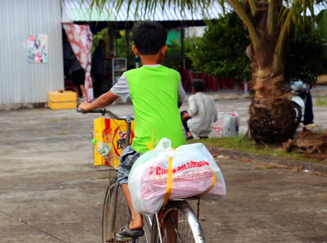 Mang sắc xuân đến với bà con khó khăn vùng Tây Nam bộ - Ảnh minh hoạ 21