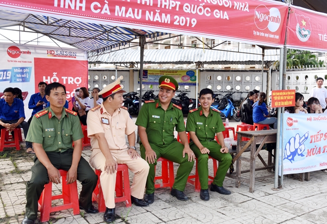 Công an tỉnh Cà Mau thành lập đội xe ôm tiếp sức mùa thi - Ảnh minh hoạ 5