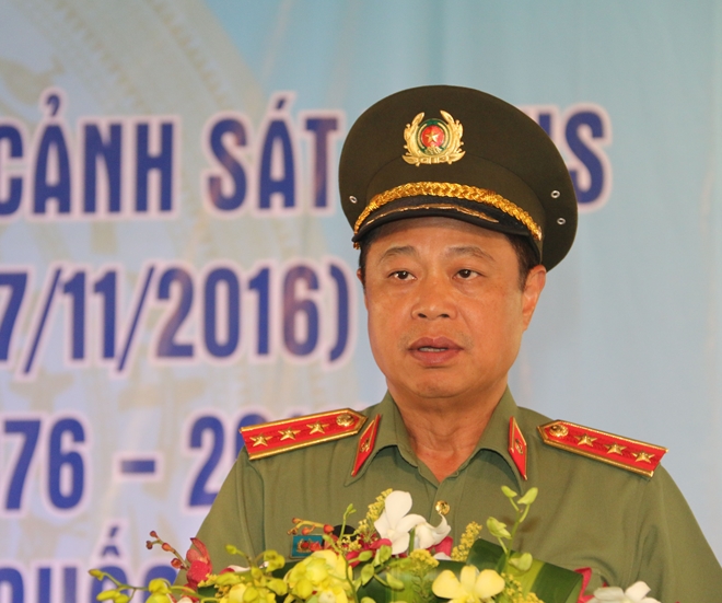 Trại giam Phước Hòa đón nhận Huân chương Bảo vệ Tổ quốc hạng Ba