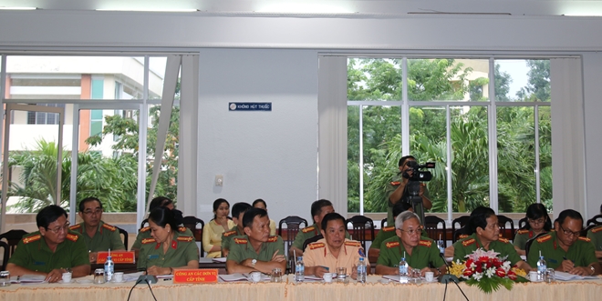 Trại giam Phước Hòa đón nhận Huân chương Bảo vệ Tổ quốc hạng Ba - Ảnh minh hoạ 8