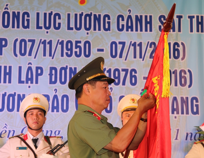 Trại giam Phước Hòa đón nhận Huân chương Bảo vệ Tổ quốc hạng Ba - Ảnh minh hoạ 2