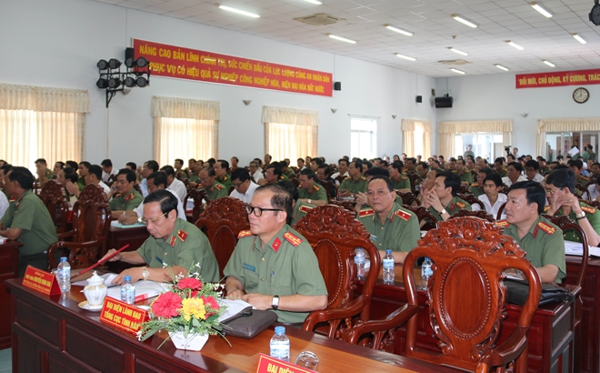 Vận động quần chúng tín đồ Phật giáo Hòa Hảo tham gia bảo đảm an ninh trật tự - Ảnh minh hoạ 5