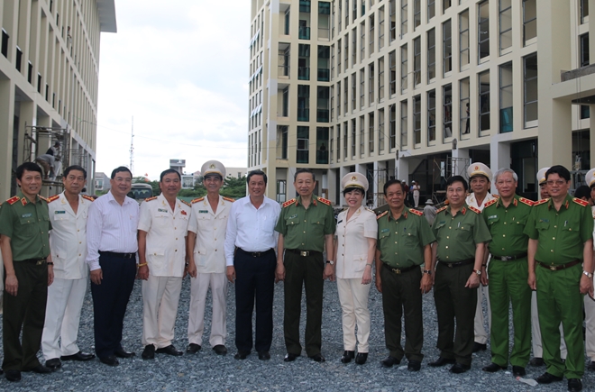 Bộ trưởng Tô Lâm làm việc với Công an và Cảnh sát PCCC TP Cần Thơ - Ảnh minh hoạ 9