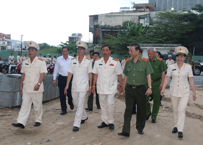 Bộ trưởng Tô Lâm làm việc với Công an và Cảnh sát PCCC TP Cần Thơ - Ảnh minh hoạ 8