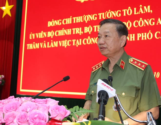 Bộ trưởng Tô Lâm làm việc với Công an và Cảnh sát PCCC TP Cần Thơ