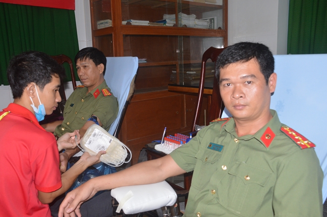 Một cán bộ Công an Sóc Trăng 22 lần hiến máu tình nguyện