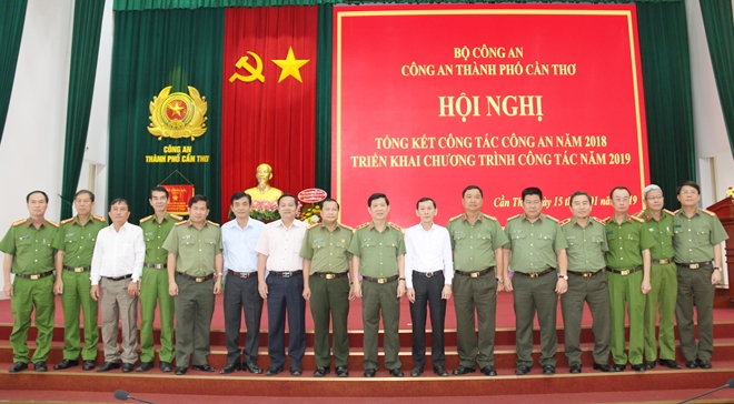 Thứ trưởng Nguyễn Văn Sơn chỉ đạo triển khai công tác năm 2019 Công an TP Cần Thơ - Ảnh minh hoạ 4