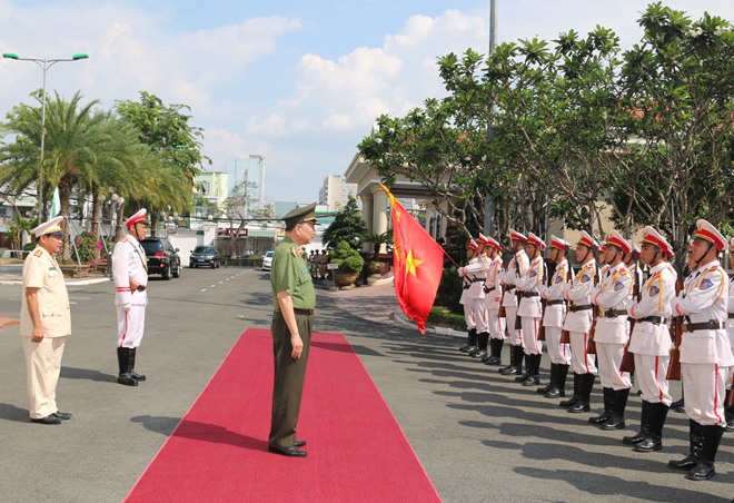 Bộ Công an gặp mặt cán bộ cấp cao đã nghỉ hưu tại Tây Nam bộ và Tây Ninh - Ảnh minh hoạ 2