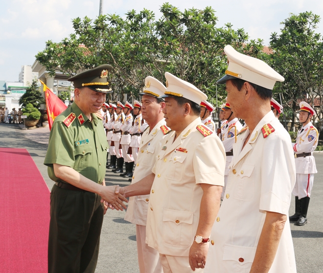 Bộ Công an gặp mặt cán bộ cấp cao đã nghỉ hưu tại Tây Nam bộ và Tây Ninh - Ảnh minh hoạ 3