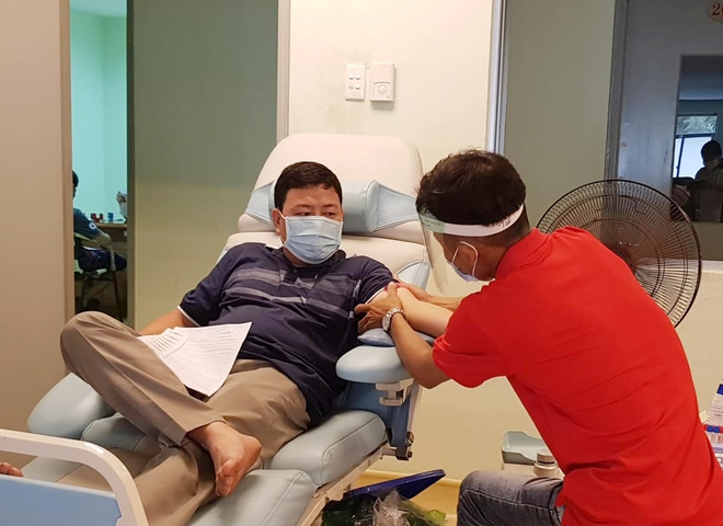 Giám đốc Công an tỉnh Sóc Trăng cùng CBCS hiến máu tình nguyện - Ảnh minh hoạ 2