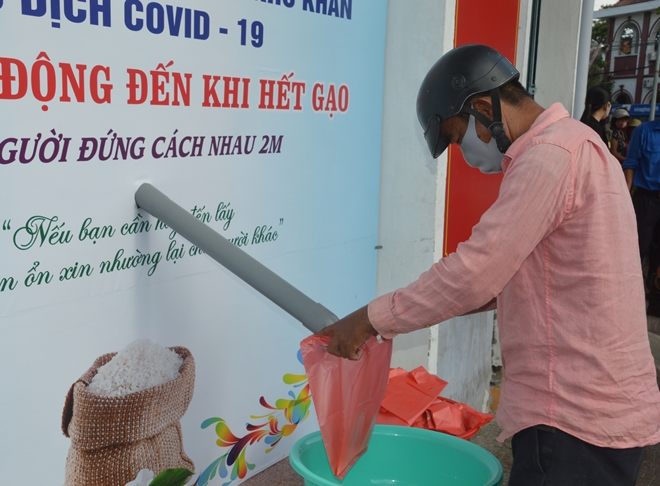 Cây ATM gạo đầu tiên hỗ trợ người nghèo ở Sóc Trăng - Ảnh minh hoạ 2