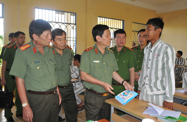 Thứ trưởng Nguyễn Văn Sơn kiểm tra công tác tại Trại giam Long Hoà - Ảnh minh hoạ 6