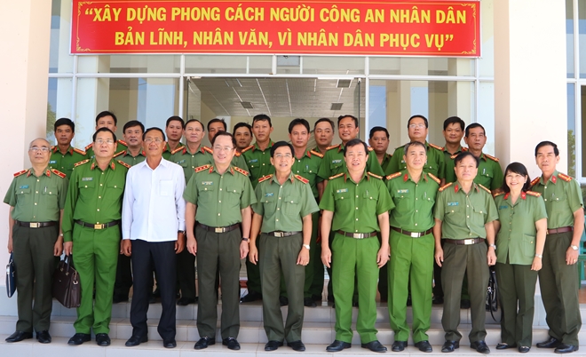 Thứ trưởng Nguyễn Văn Thành thăm và kiểm tra công tác tại Đồng Tháp - Ảnh minh hoạ 4
