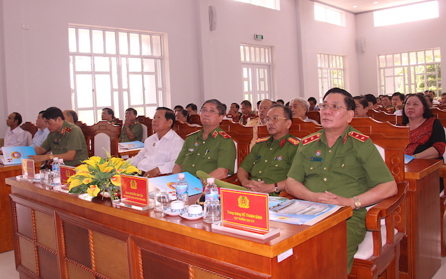 Trại giam Mỹ Phước đón nhận Huân chương Bảo vệ Tổ quốc Hạng Ba - Ảnh minh hoạ 6