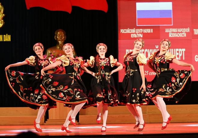 Sinh viên Học viện ANND cháy hết mình cùng những vũ điệu Nga sôi động - Ảnh minh hoạ 11