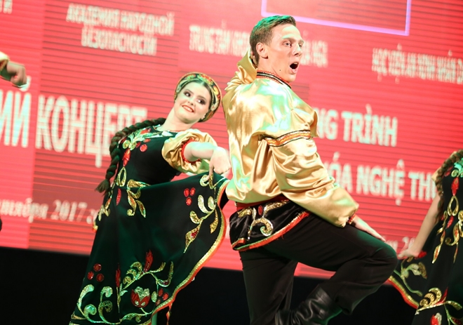 Sinh viên Học viện ANND cháy hết mình cùng những vũ điệu Nga sôi động - Ảnh minh hoạ 9