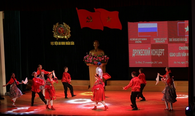 Sinh viên Học viện ANND cháy hết mình cùng những vũ điệu Nga sôi động - Ảnh minh hoạ 14