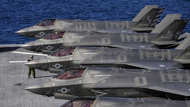 Một dàn F-35 của quân đội Mỹ. Ảnh: ITN
