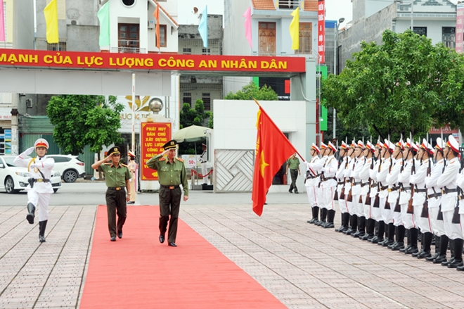 Bộ trưởng Tô Lâm thăm, làm việc tại Công an tỉnh Thái Bình