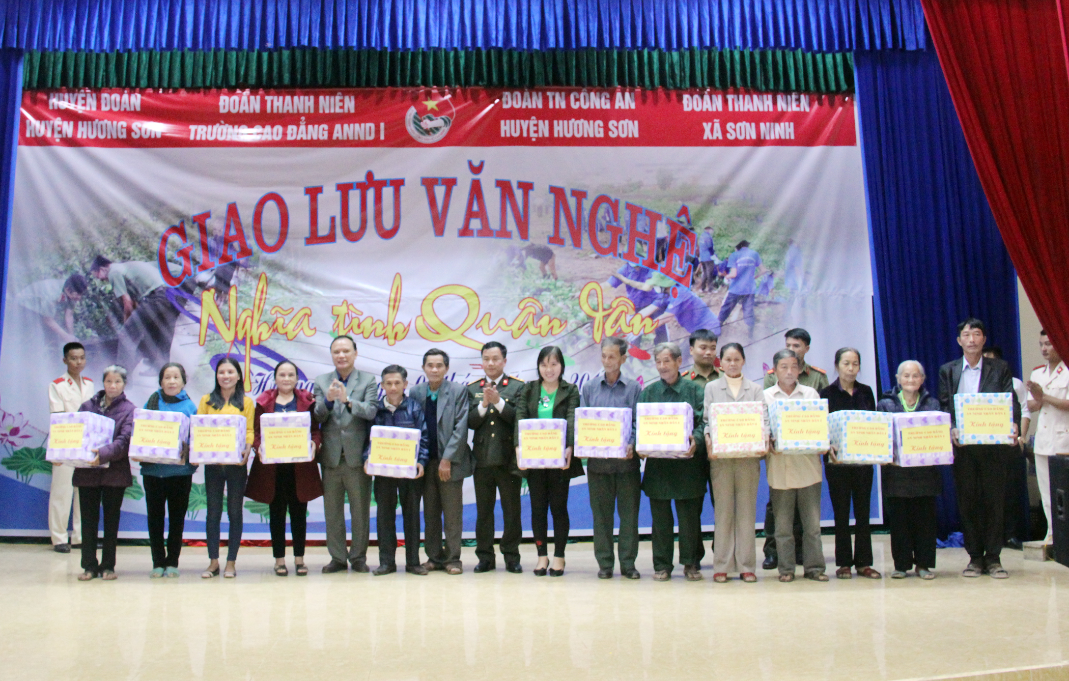 Nhiều hoạt động ý nghĩa của Tuổi trẻ Trường Cao đẳng ANND I tại Hà Tĩnh