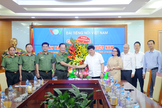 Thứ trưởng Nguyễn Văn Thành chúc mừng cơ quan thông tấn báo chí Trung ương