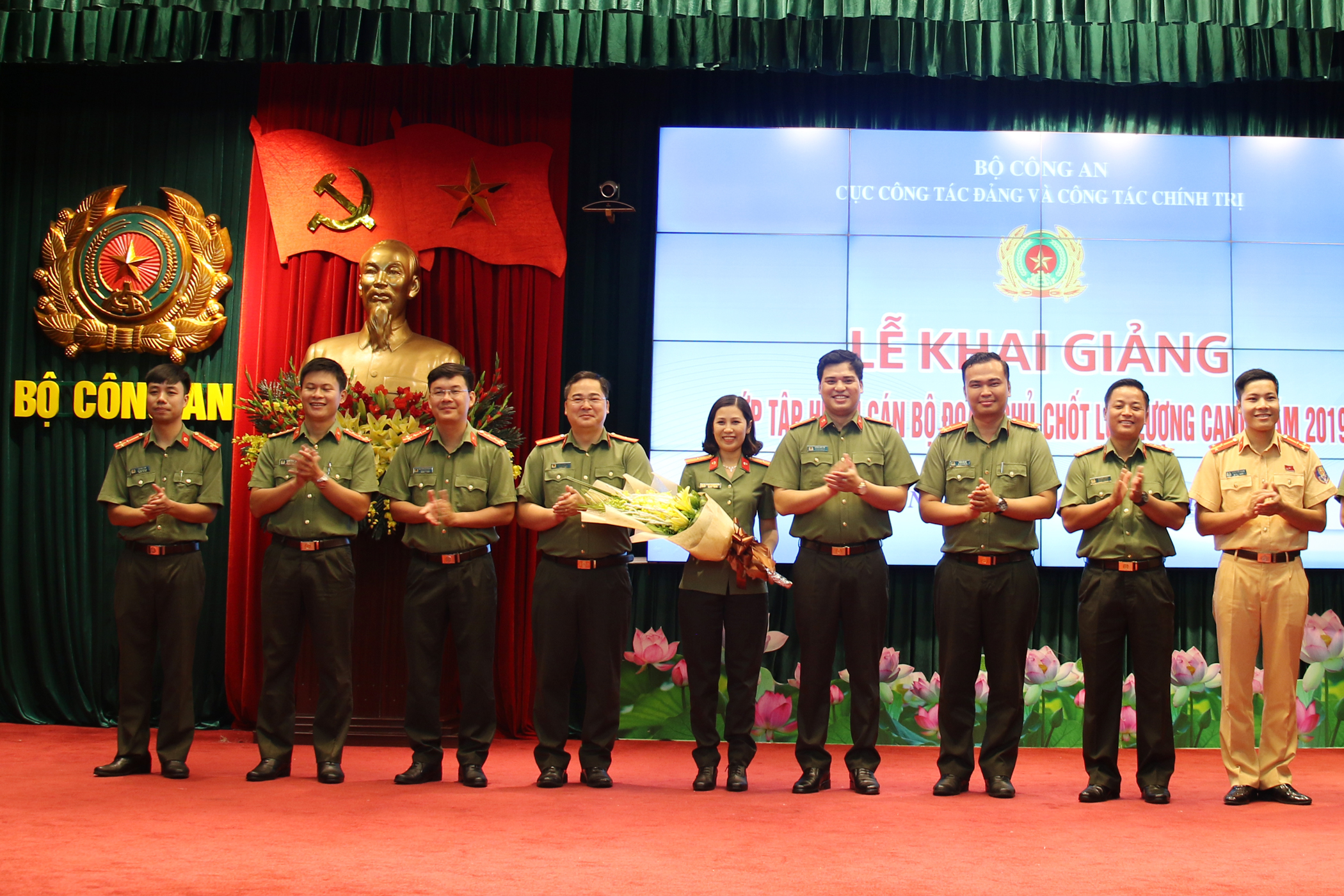 Khơi dậy tiềm năng to lớn của thanh niên Công an trong sự nghiệp bảo vệ Tổ quốc