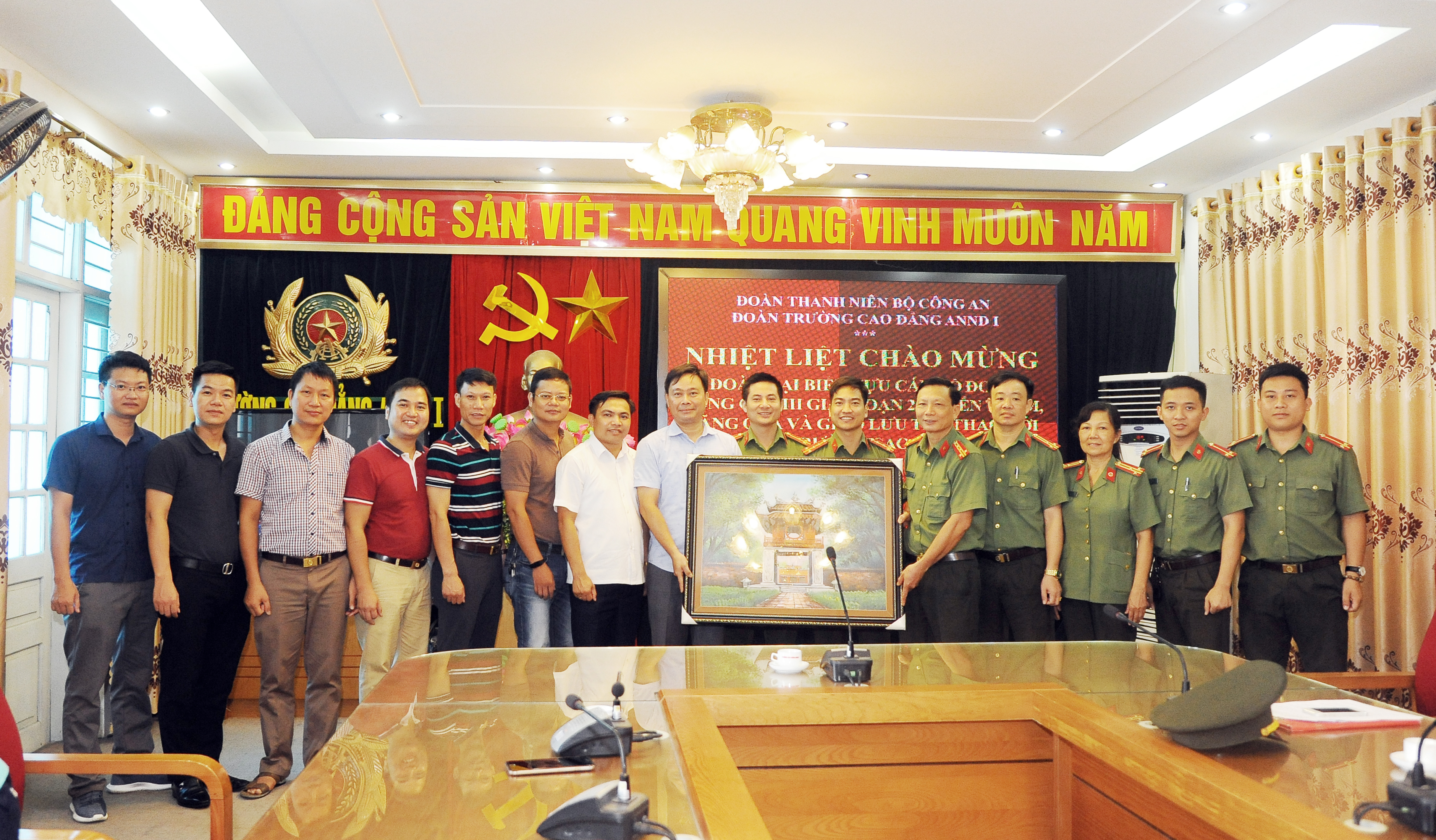 Nhiều hoạt động ý nghĩa của CLB Cựu cán bộ Đoàn Tổng cục III  tại Sóc Sơn