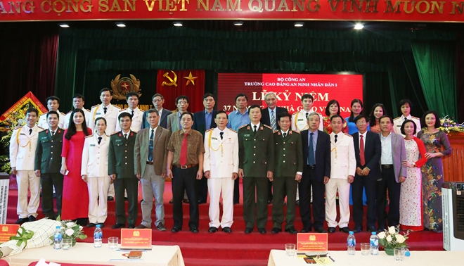 Trường Cao đẳng ANND I tổ chức lễ mít tinh kỷ niệm Ngày Nhà giáo Việt Nam