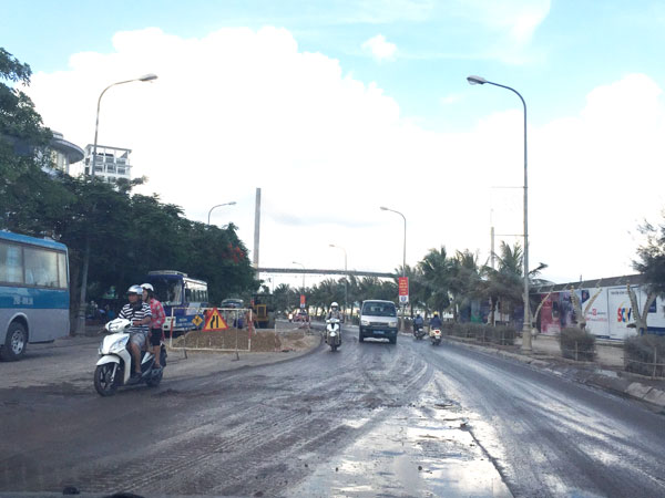 Xe cơi nới chở quá khổ, quá tải vẫn hoành hành ở Quảng Ninh - ảnh 1