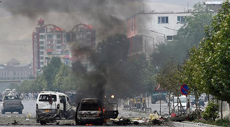 Nổ bom xe trước Đại sứ quán Nga ở Kabul, nhiều người chết và bị thương