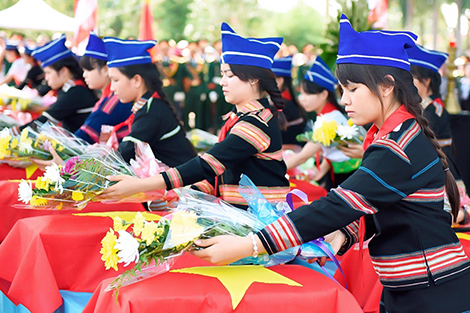 Truy điệu và an táng 30 hài cốt liệt sĩ  