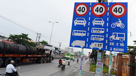 Bao giờ sẽ tháo bỏ toàn bộ biển báo từ 40km/h trở xuống?