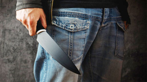 Truy tìm 2 tên cướp đâm phụ nữ, cướp túi xách 100 triệu đồng