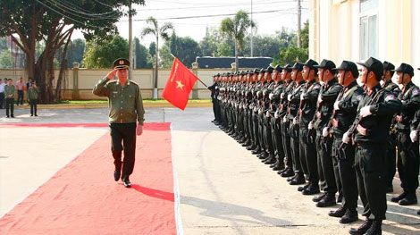 Bộ trưởng Trần Đại Quang thăm lực lượng CSCĐ Tây Nguyên