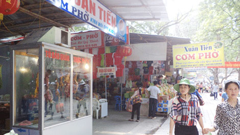 Bảo đảm ATVSTP trong dịp Lễ hội Chùa Hương