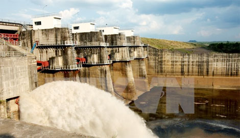 Theo dõi diễn biến hồ thuỷ điện Cảnh Hồng – Trung Quốc xả lũ