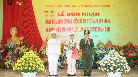 Vinh danh Mẹ Việt Nam Anh hùng Lê Thị Mỵ và Anh hùng LLVTND Phan Văn Lai