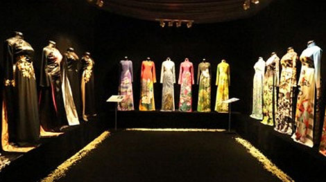 “Se duyên” trang phục truyền thống Việt Nam và Ấn Độ