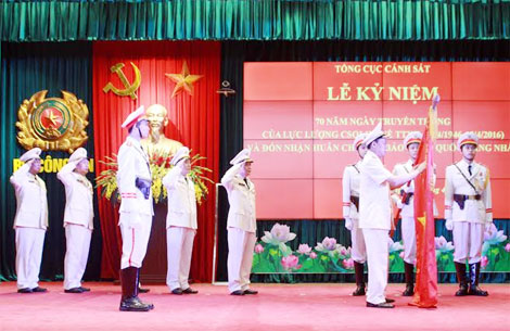 Kỷ niệm 70 năm Ngày truyền thống của lực lượng Cảnh sát quản lý  hành chính về TTXH