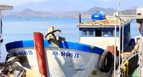 Phát hiện tàu chở 15.000 lít dầu DO không rõ nguồn gốc