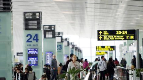 1.647 tờ khai đăng ký tại địa điểm kiểm tra chuyên ngành Nội Bài