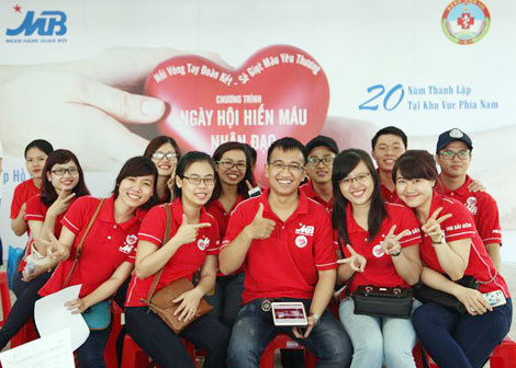 Thành công từ uy tín và trách nhiệm với cộng đồng