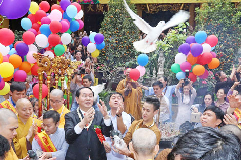 Chủ tịch nước Trần Đại Quang dự Đại lễ Phật đản Phật lịch 2560 