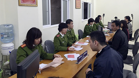 Người dân cần mang những giấy tờ gì khi làm thẻ Căn cước công dân?