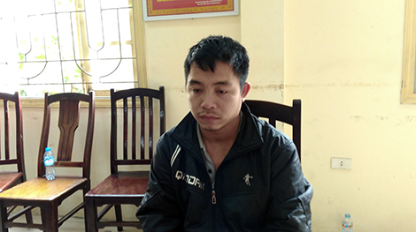 Thiếu nữ đợi bạn bị gã phụ xe lừa về nhà trọ hiếp dâm