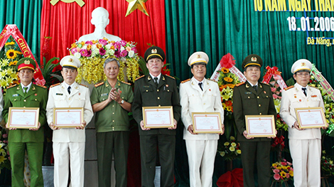 Trung tâm huấn luyện và bồi dưỡng nghiệp vụ Công an Đà Nẵng kỷ niệm 10 năm thành lập