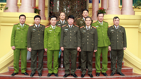 Thứ trưởng Bùi Văn Nam kiểm tra công tác đảm bảo ANTT tại địa bàn CA quận Thanh Xuân