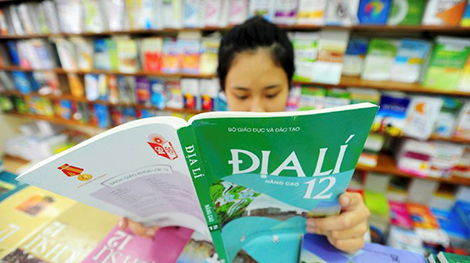 NXB Giáo dục lý giải về thông tin biên soạn bộ SGK 2 miền Bắc - Nam